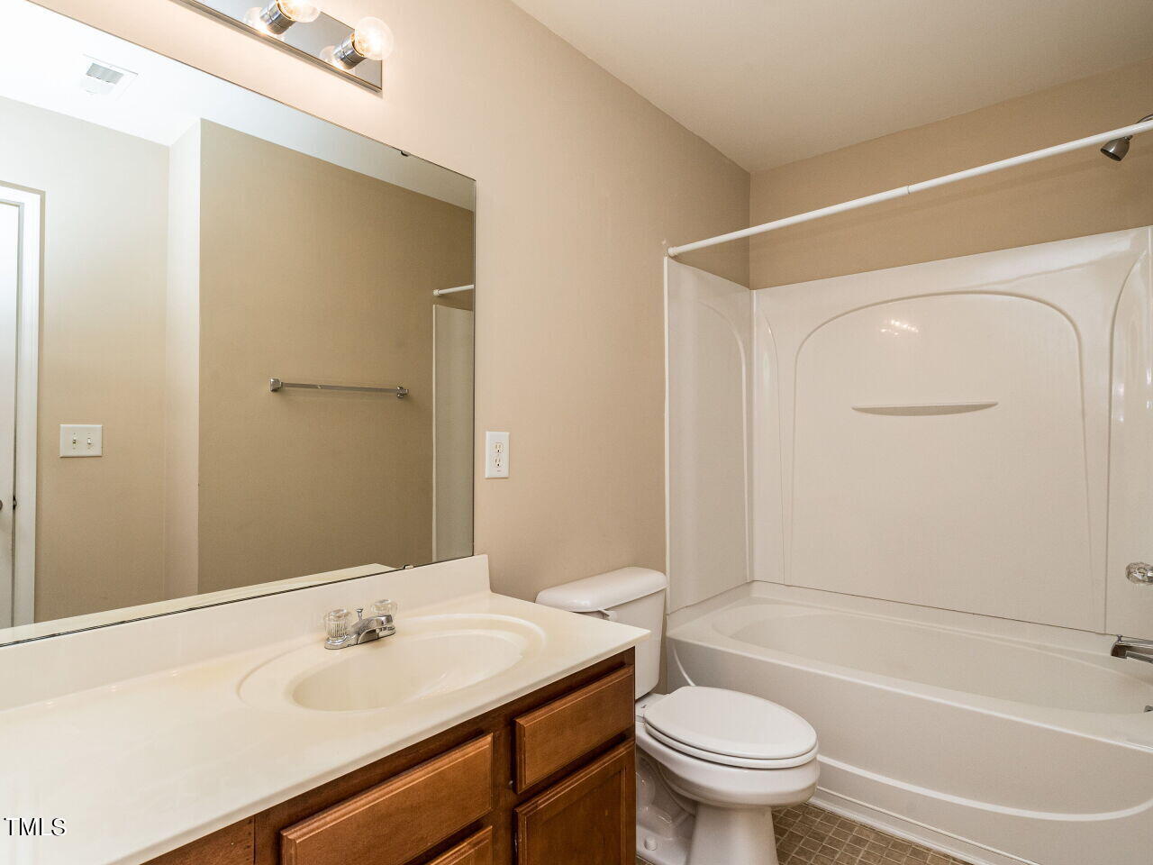 1065 Remington Oaks Circle