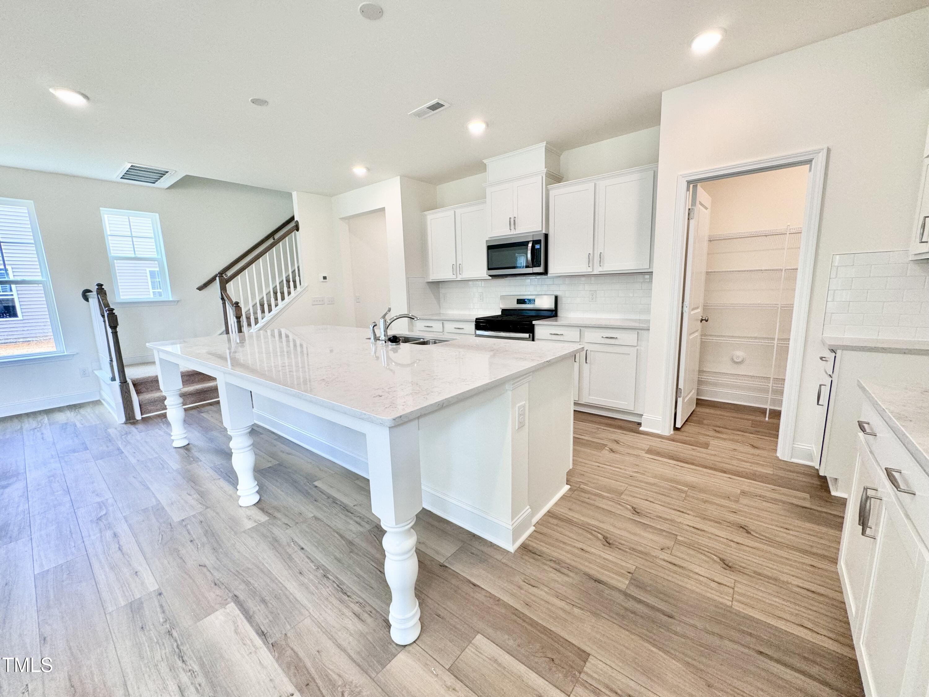 301 Winding Creek Drive # 72 Unit: #72