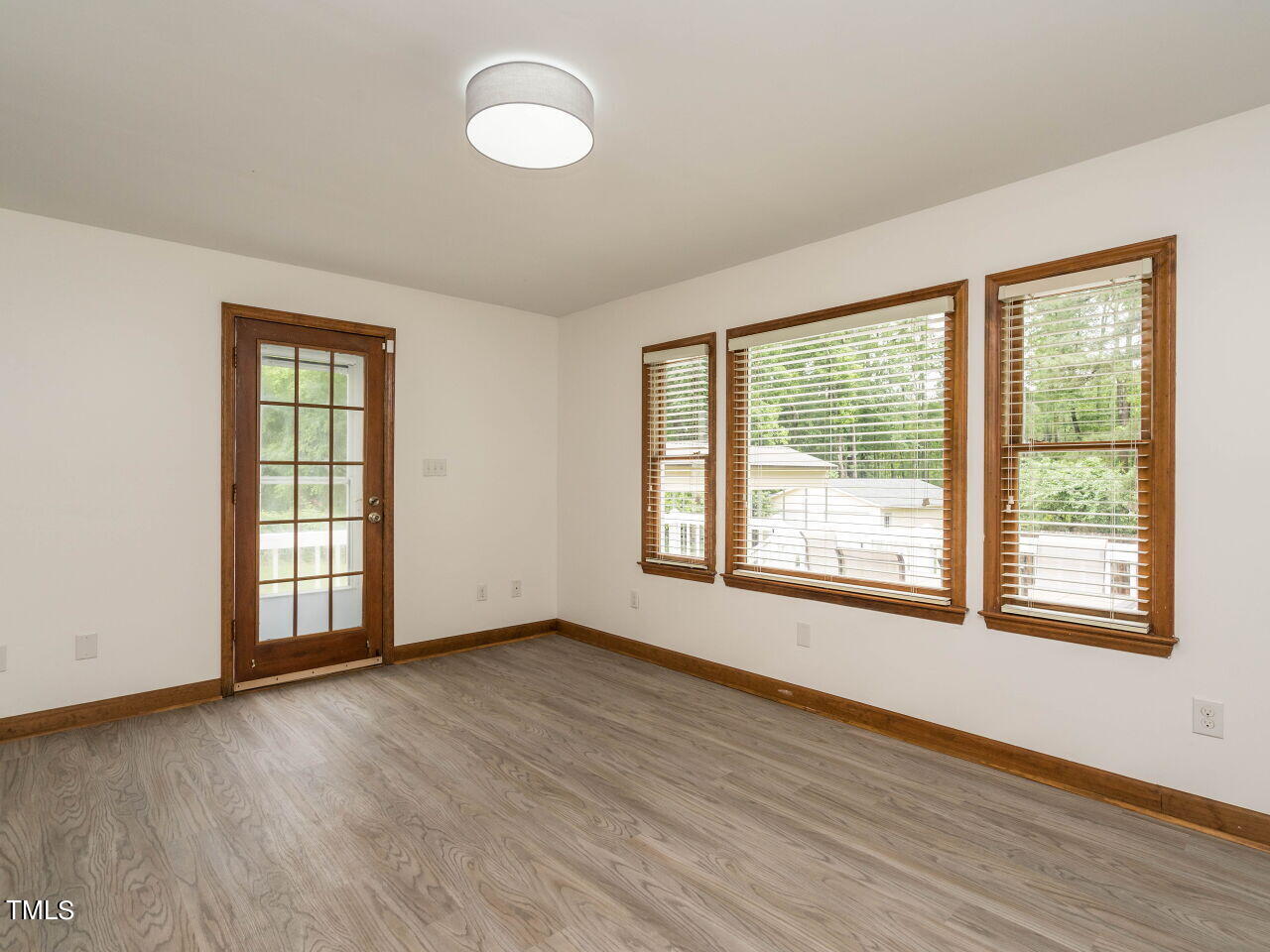 5321 Fox Pointe Drive