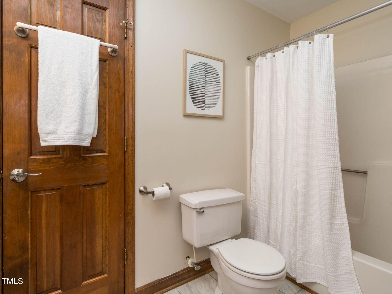 5321 Fox Pointe Drive