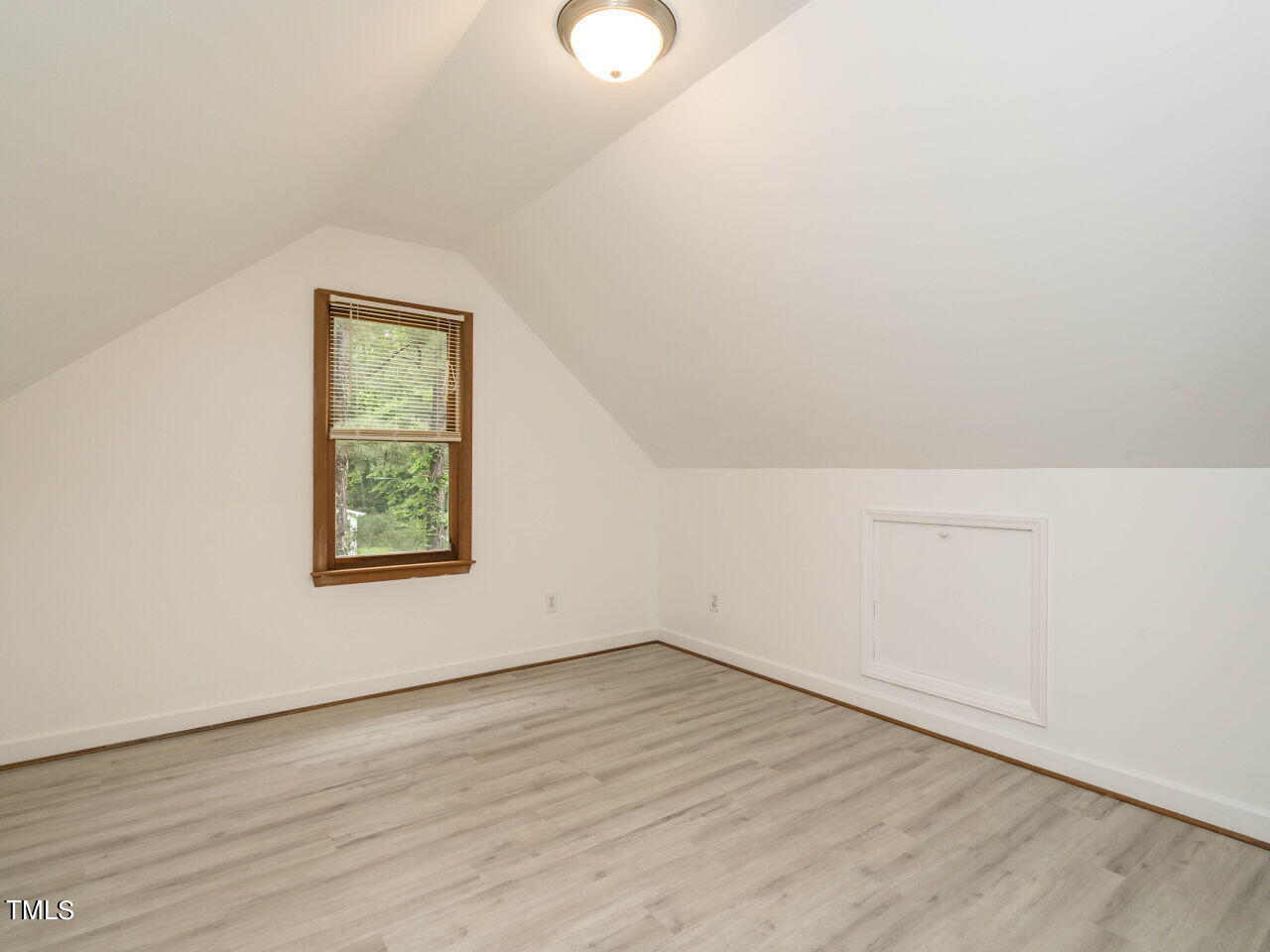 5321 Fox Pointe Drive