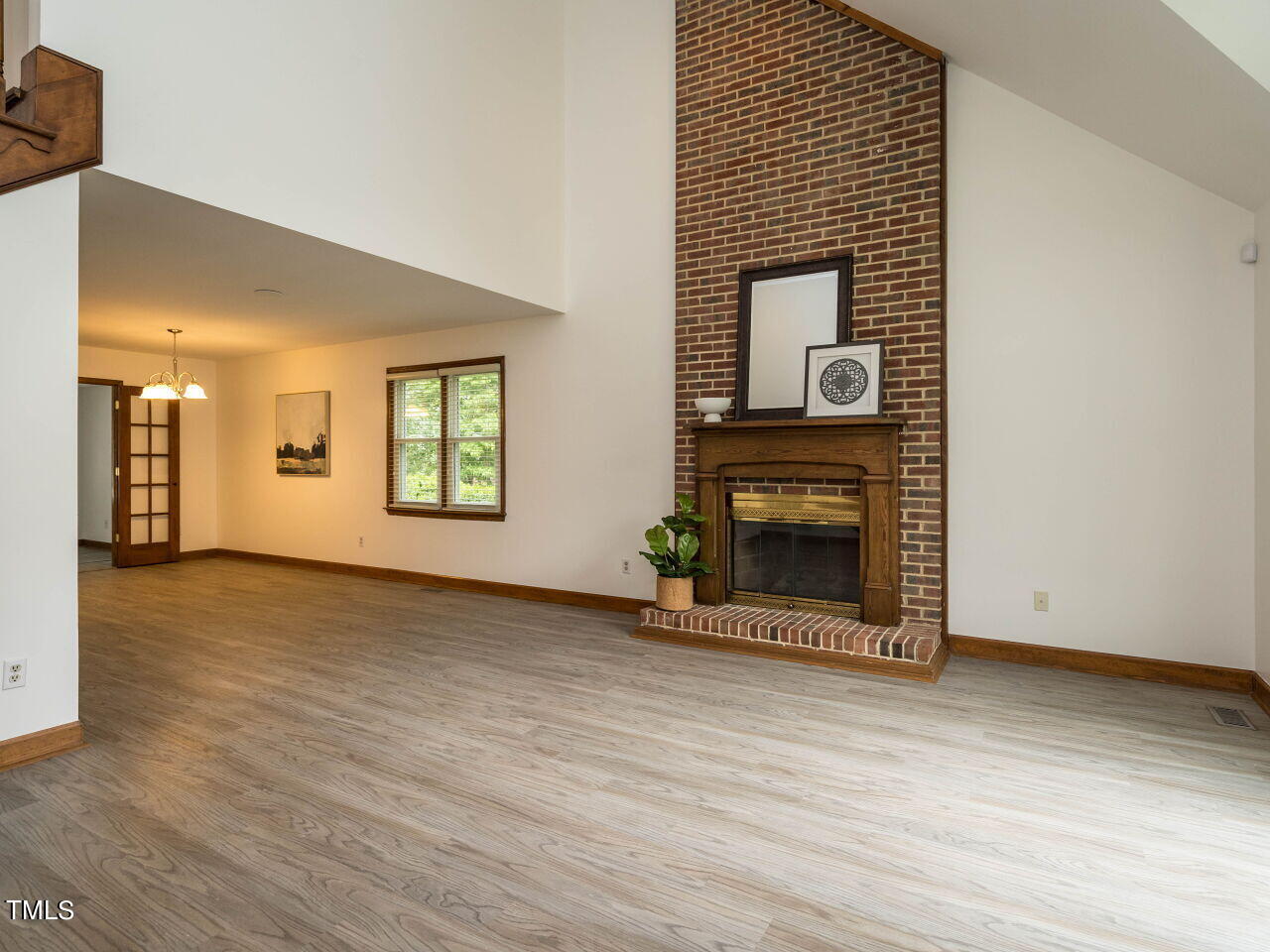 5321 Fox Pointe Drive