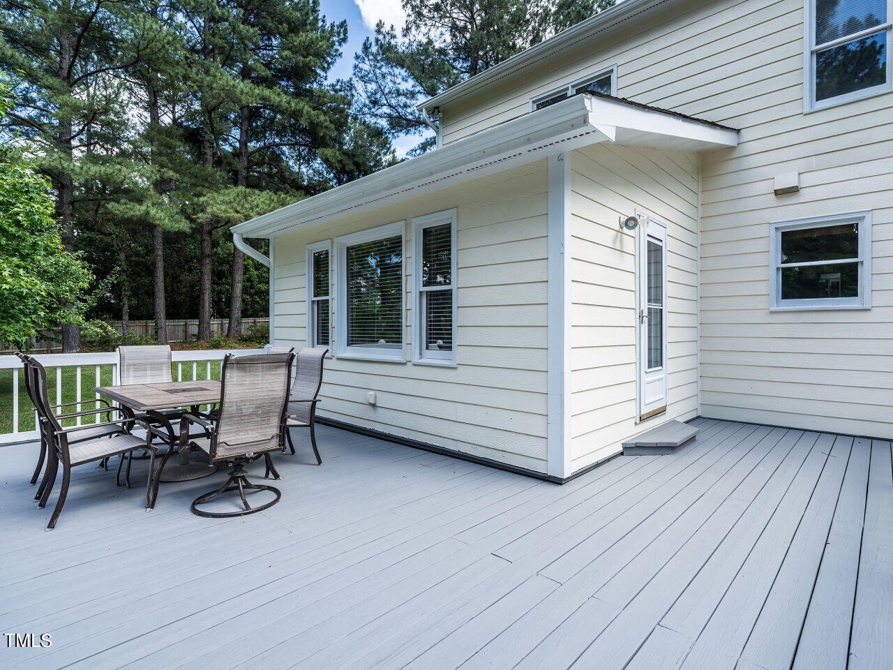 5321 Fox Pointe Drive