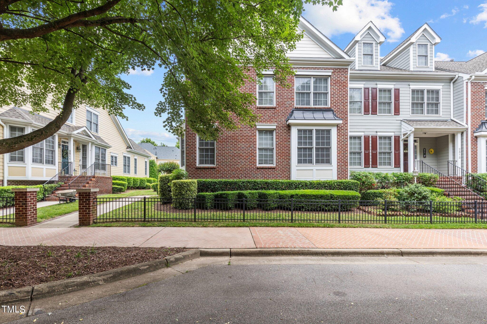 2513 St Pauls Square