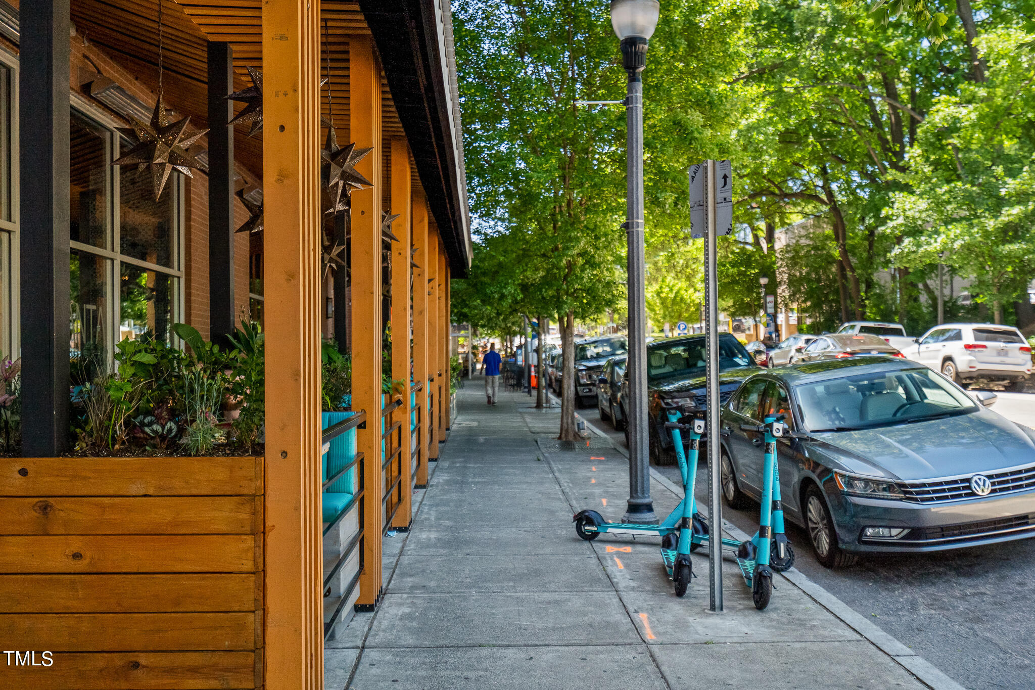 222 Glenwood Avenue # 210