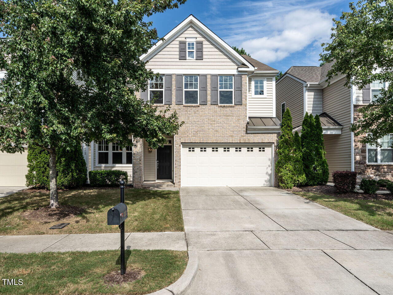 1212 Garden Square Lane