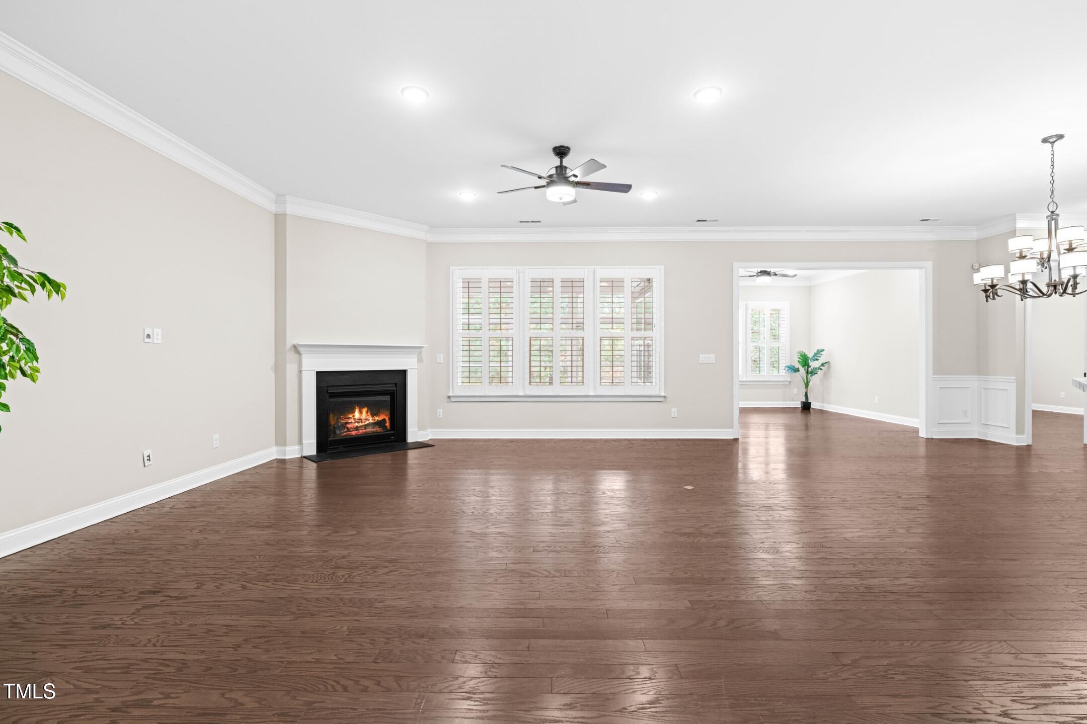 128 Damsire Way