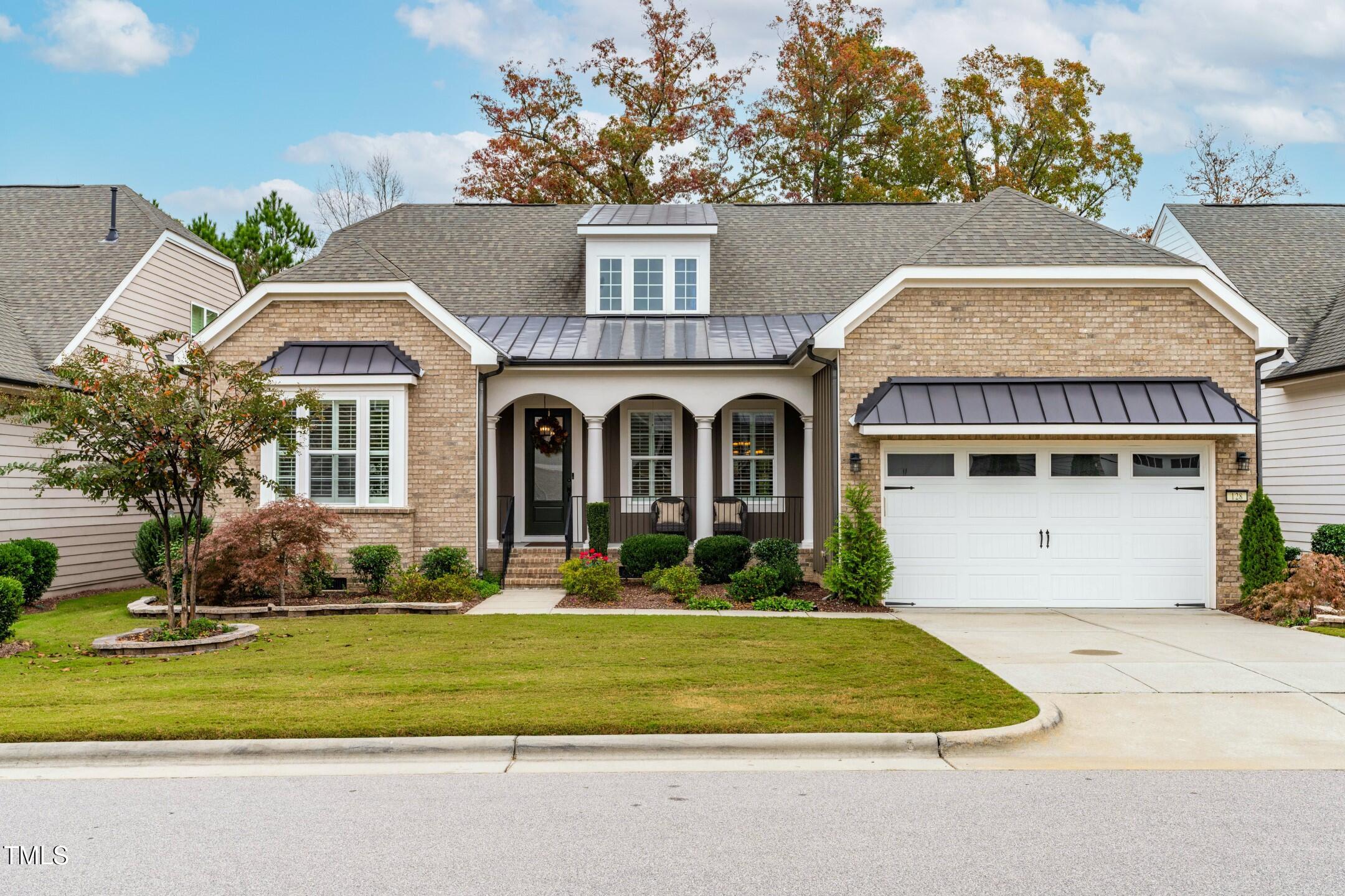 128 Damsire Way