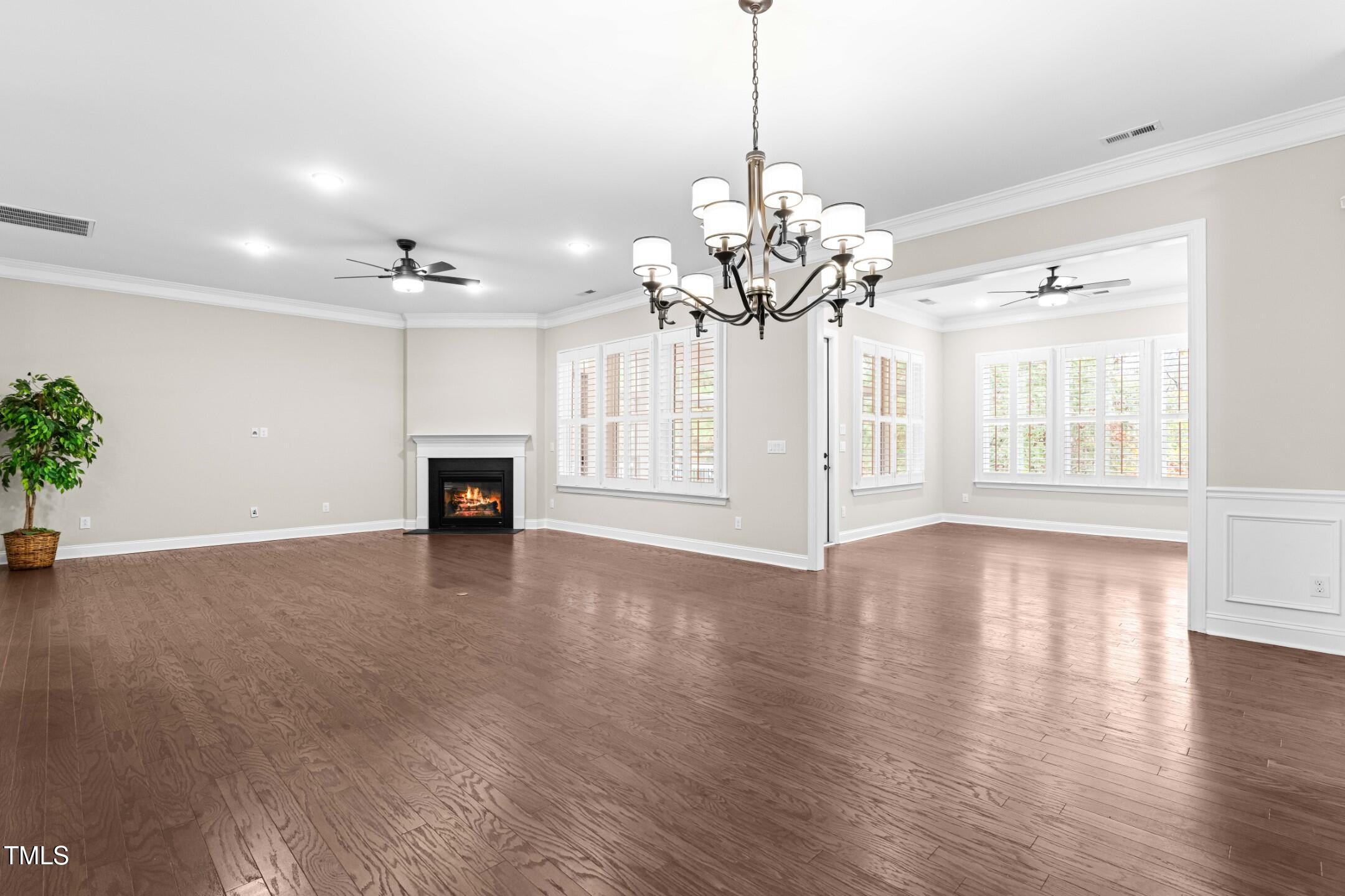 128 Damsire Way