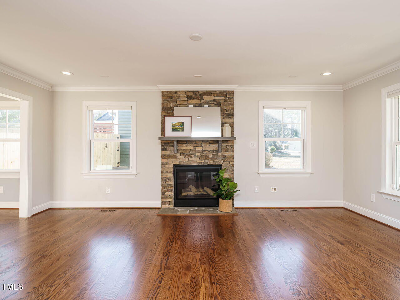 209 Plainview Avenue