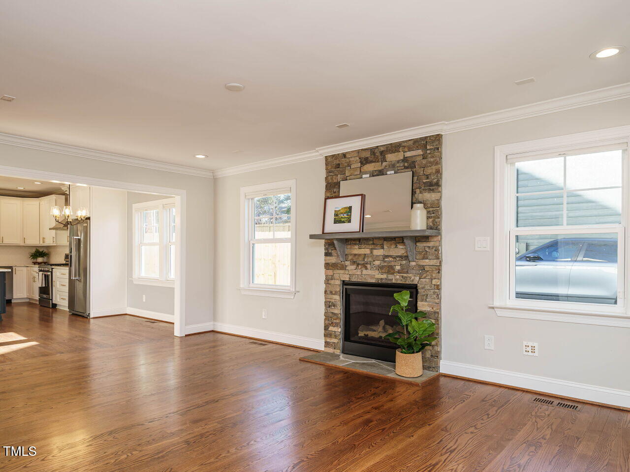 209 Plainview Avenue