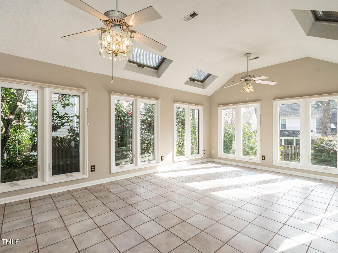 916 Belhaven Road
