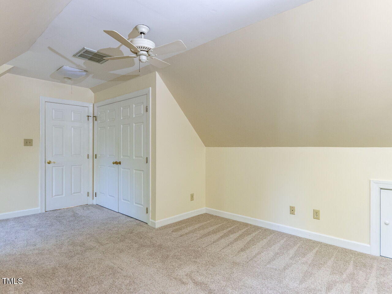 315 King George Loop