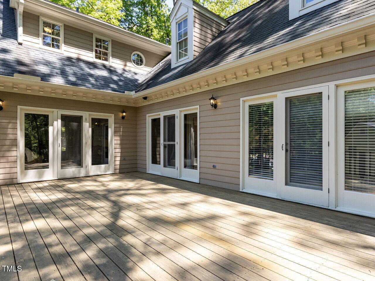 315 King George Loop