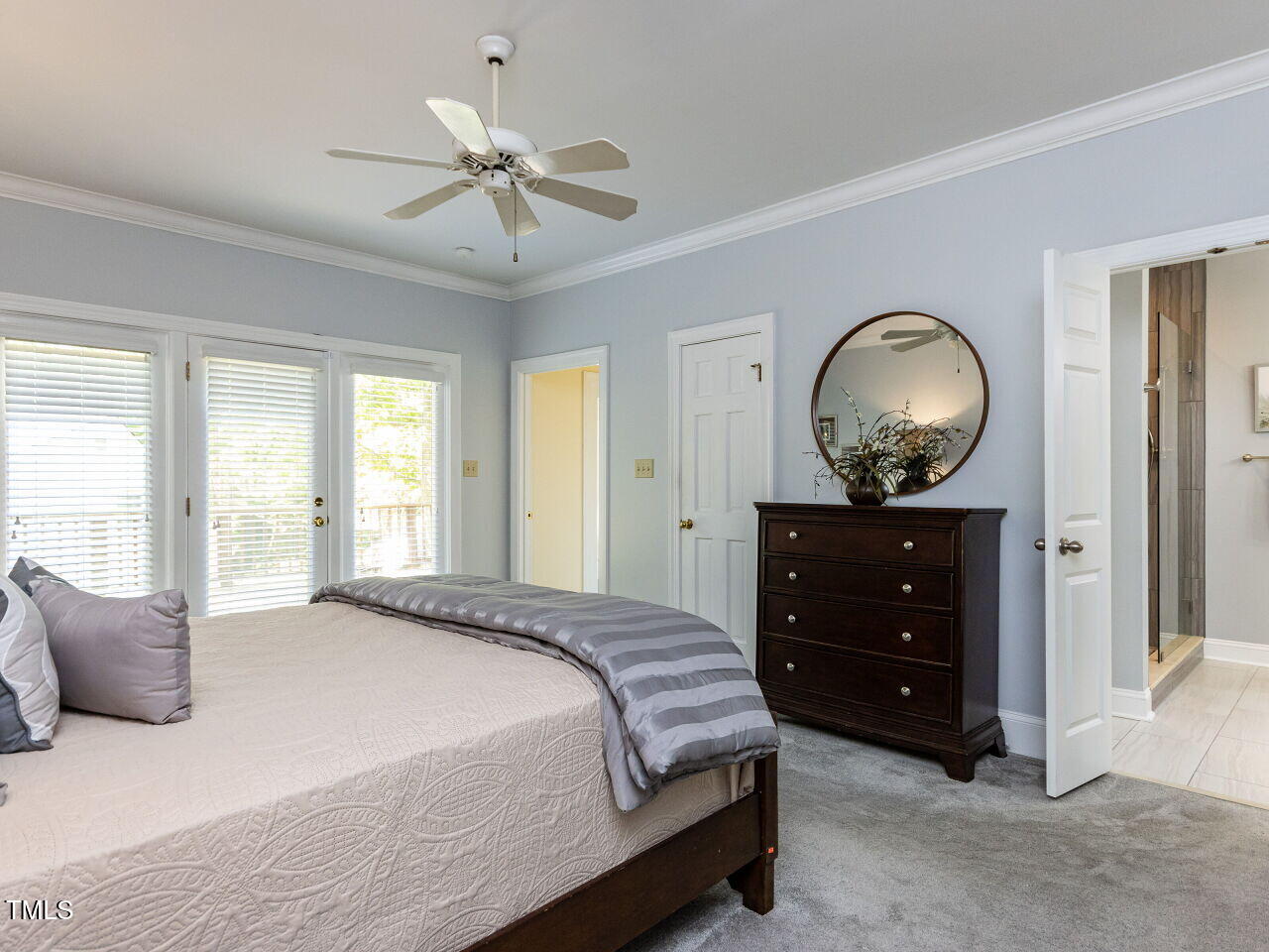 315 King George Loop