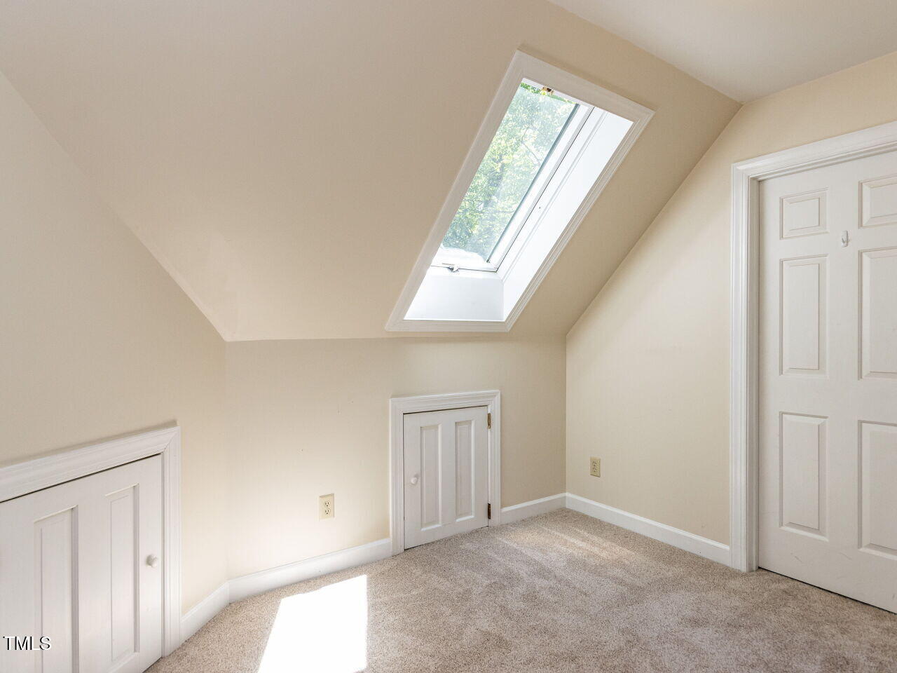 315 King George Loop
