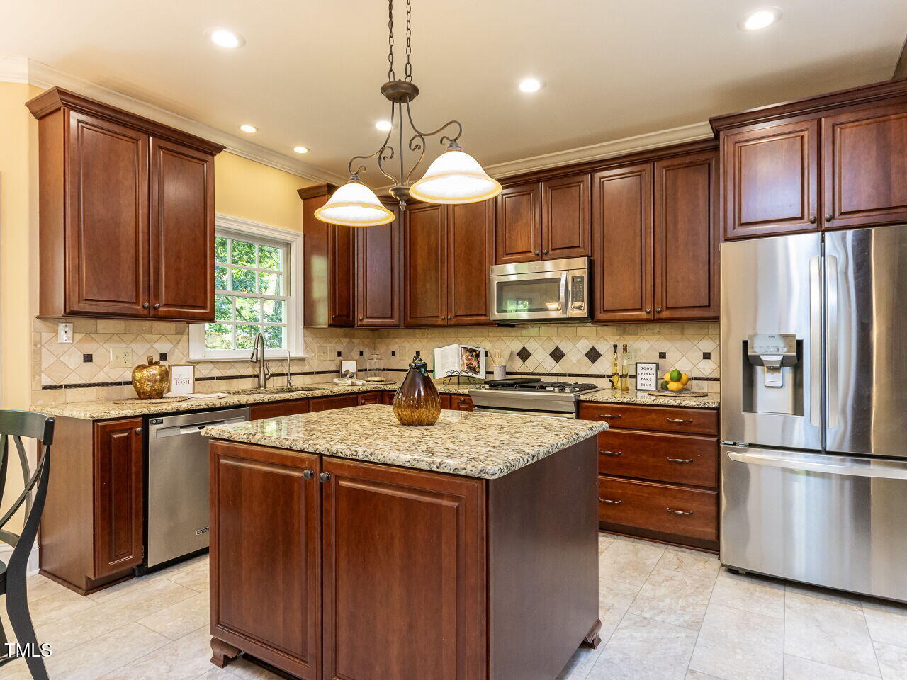 315 King George Loop