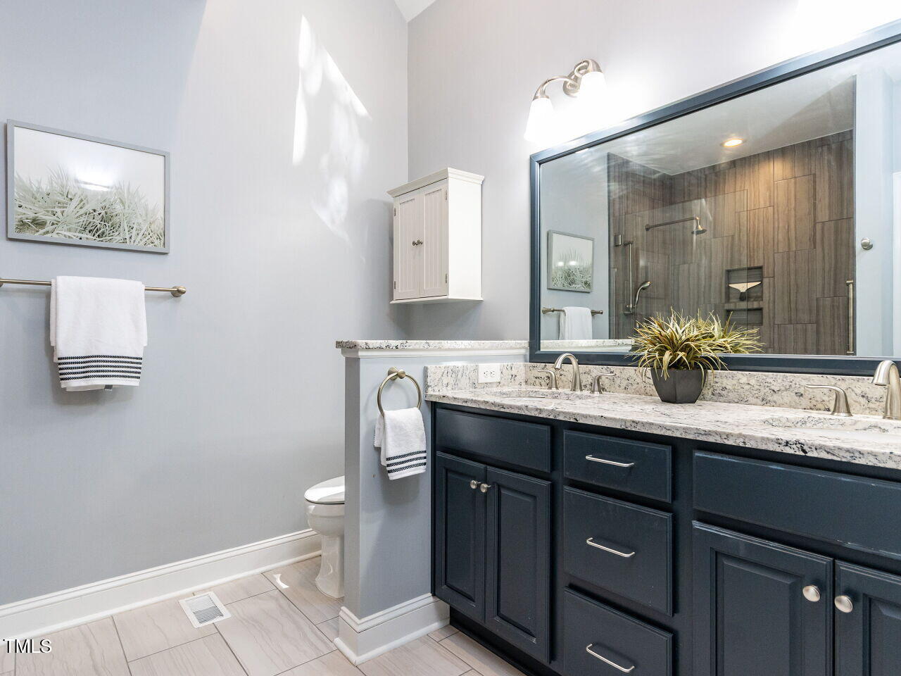 315 King George Loop