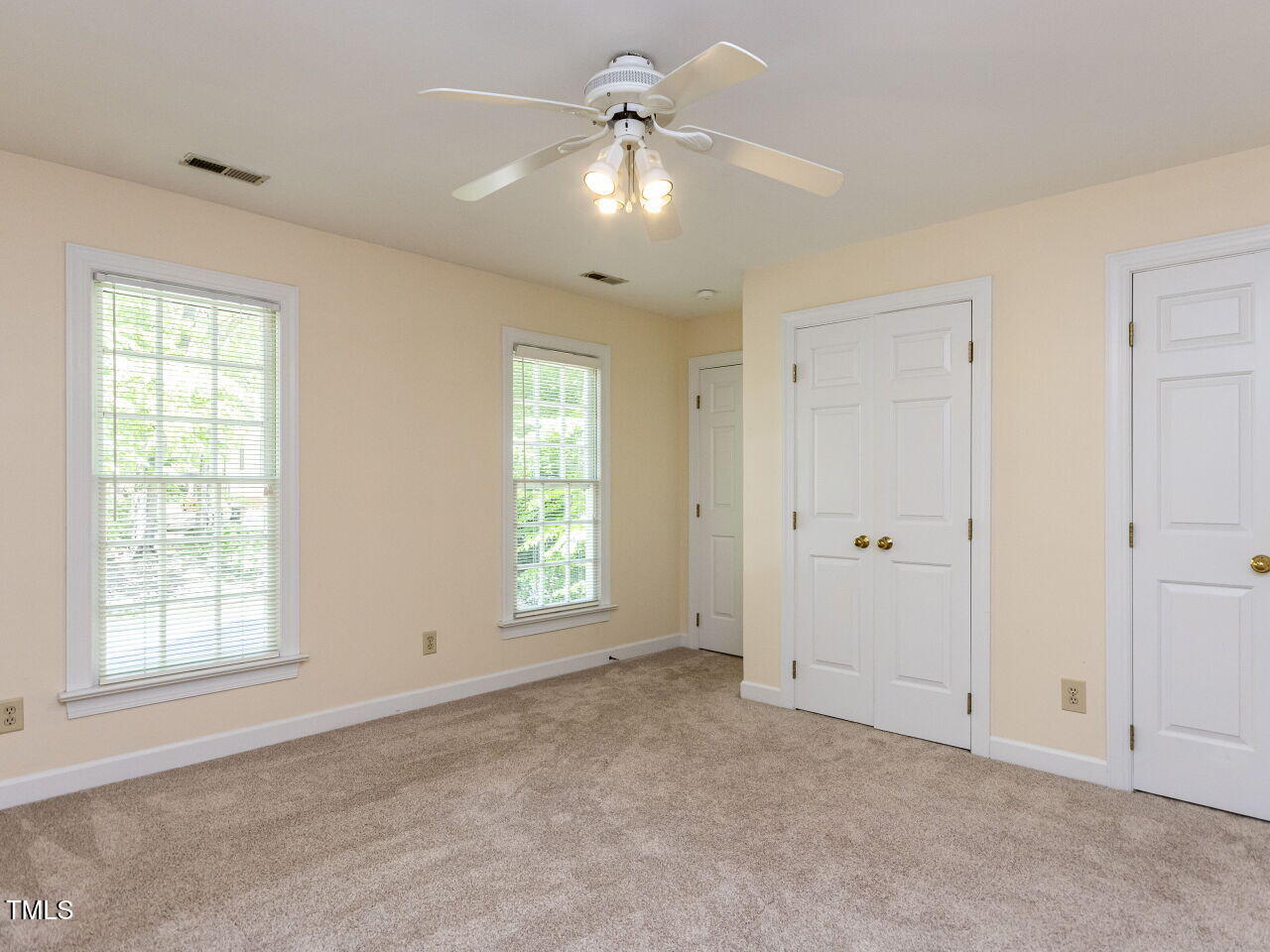 315 King George Loop