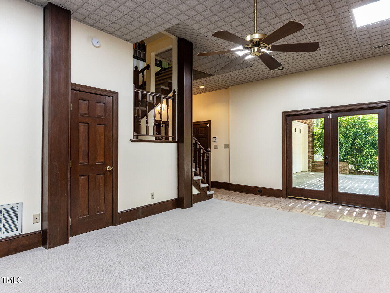 315 King George Loop