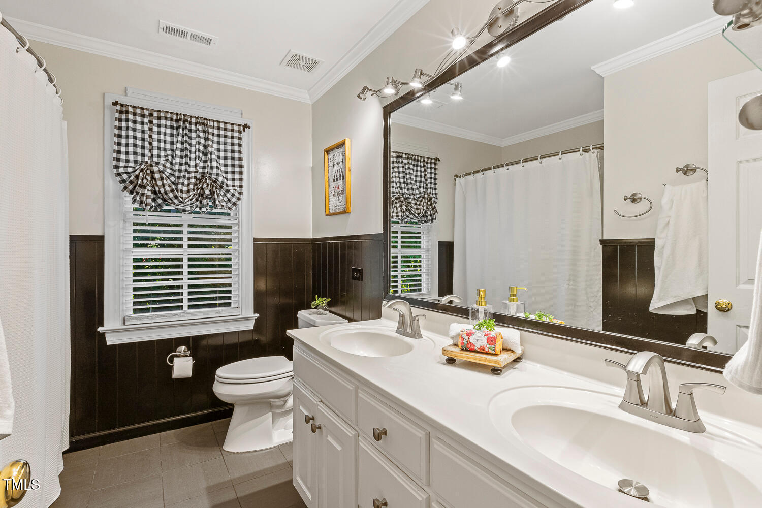 2107 Watersglen Drive