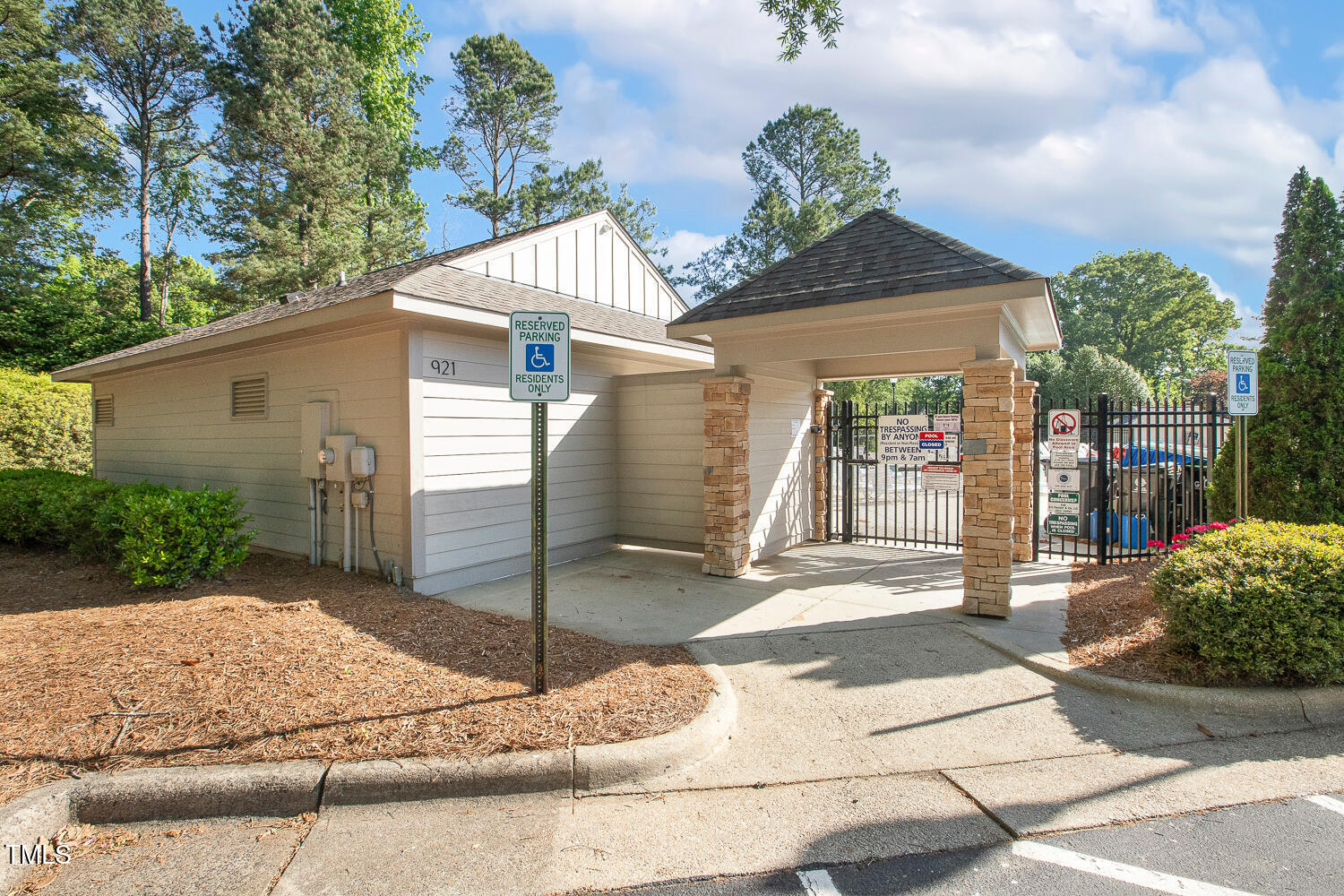 2107 Watersglen Drive