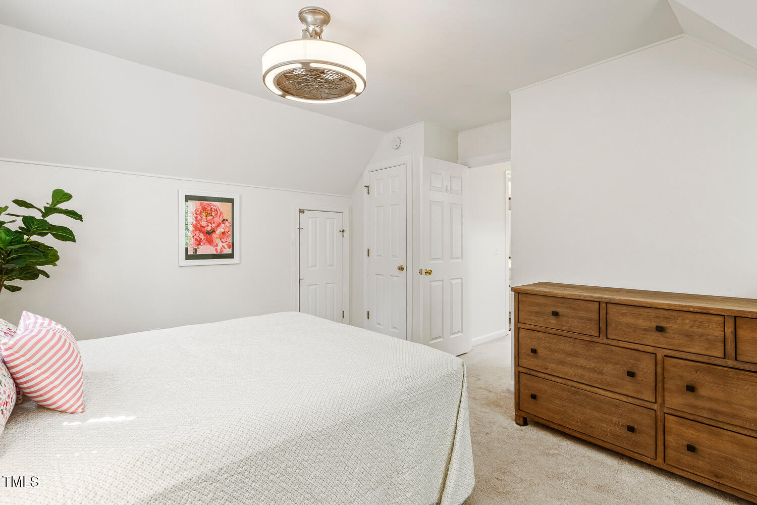 2107 Watersglen Drive