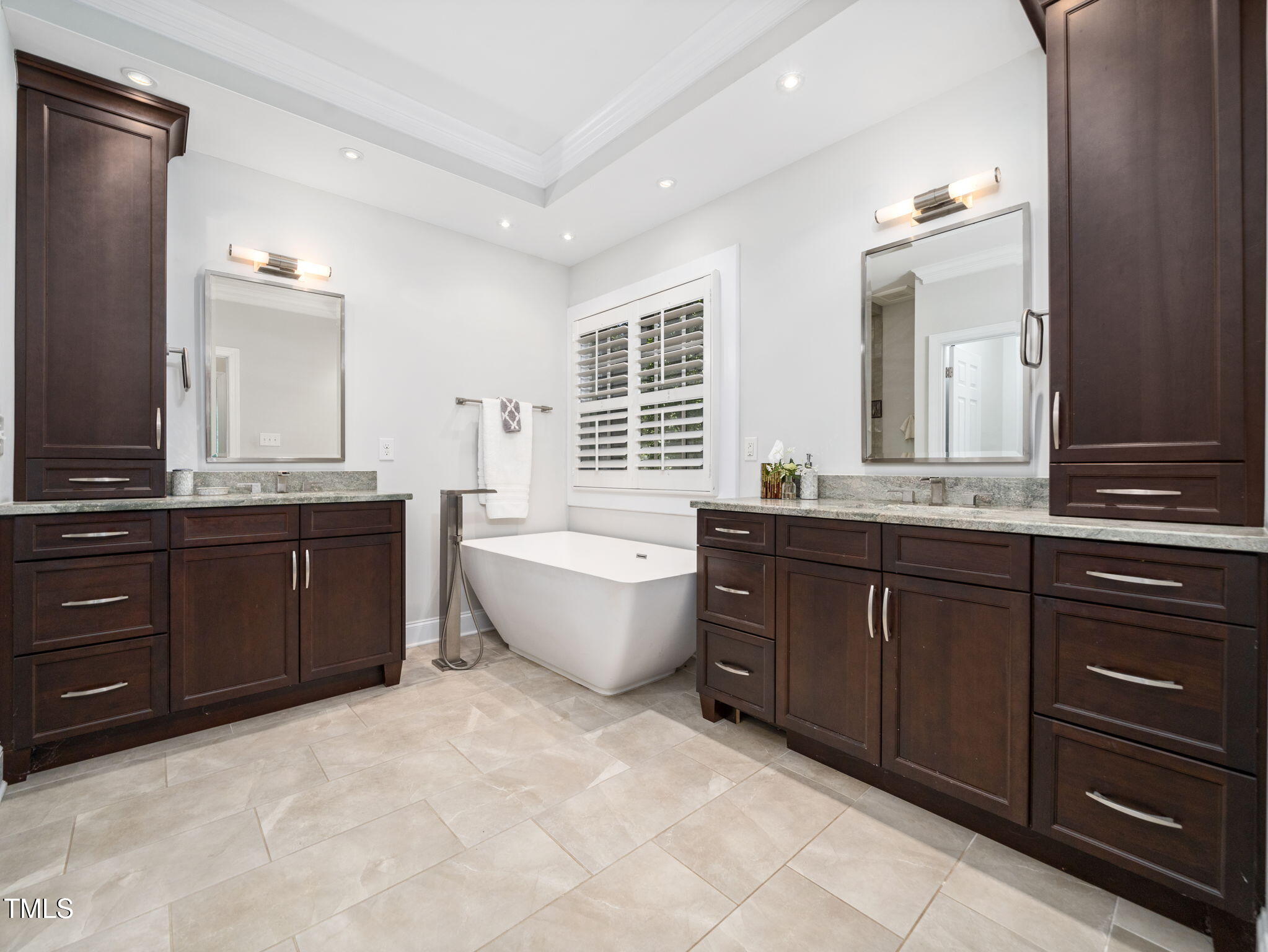 102 Braelands Drive