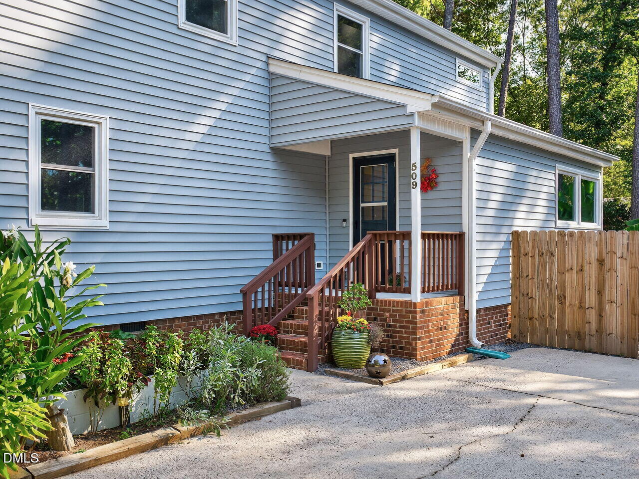 509 Holtz Lane