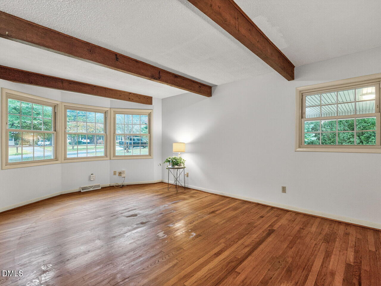 617 S Lakeside Drive