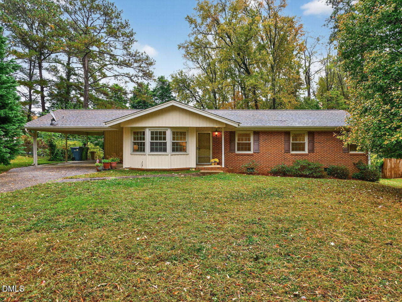 617 S Lakeside Drive