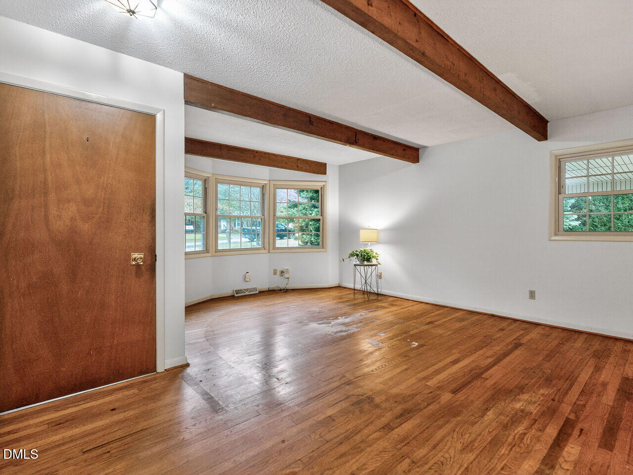 617 S Lakeside Drive