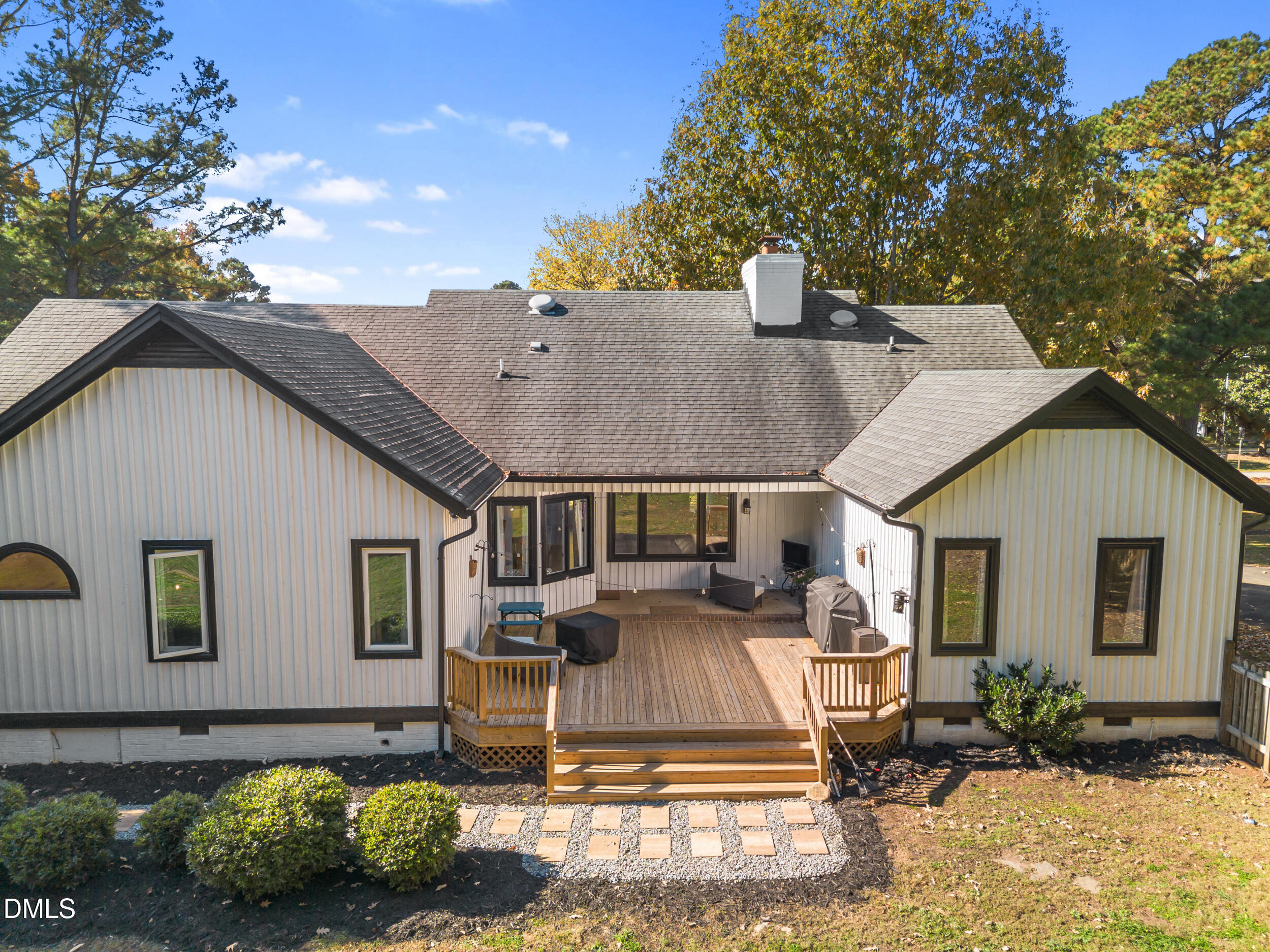 2413 Buffaloe Road