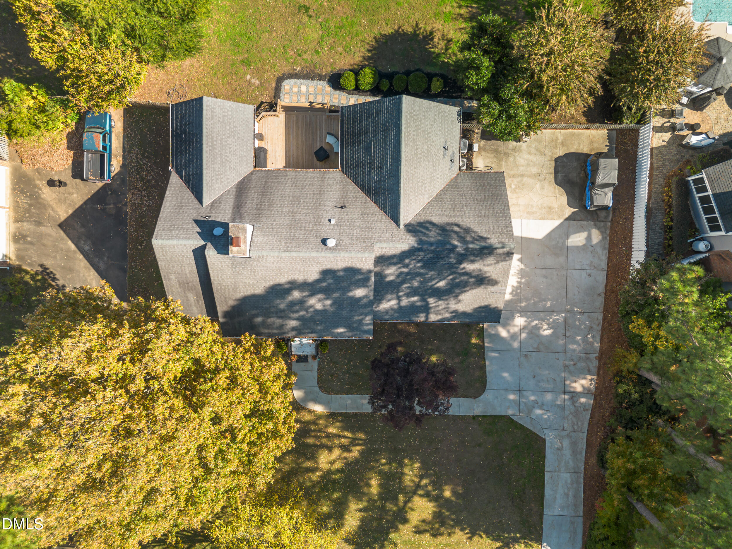 2413 Buffaloe Road