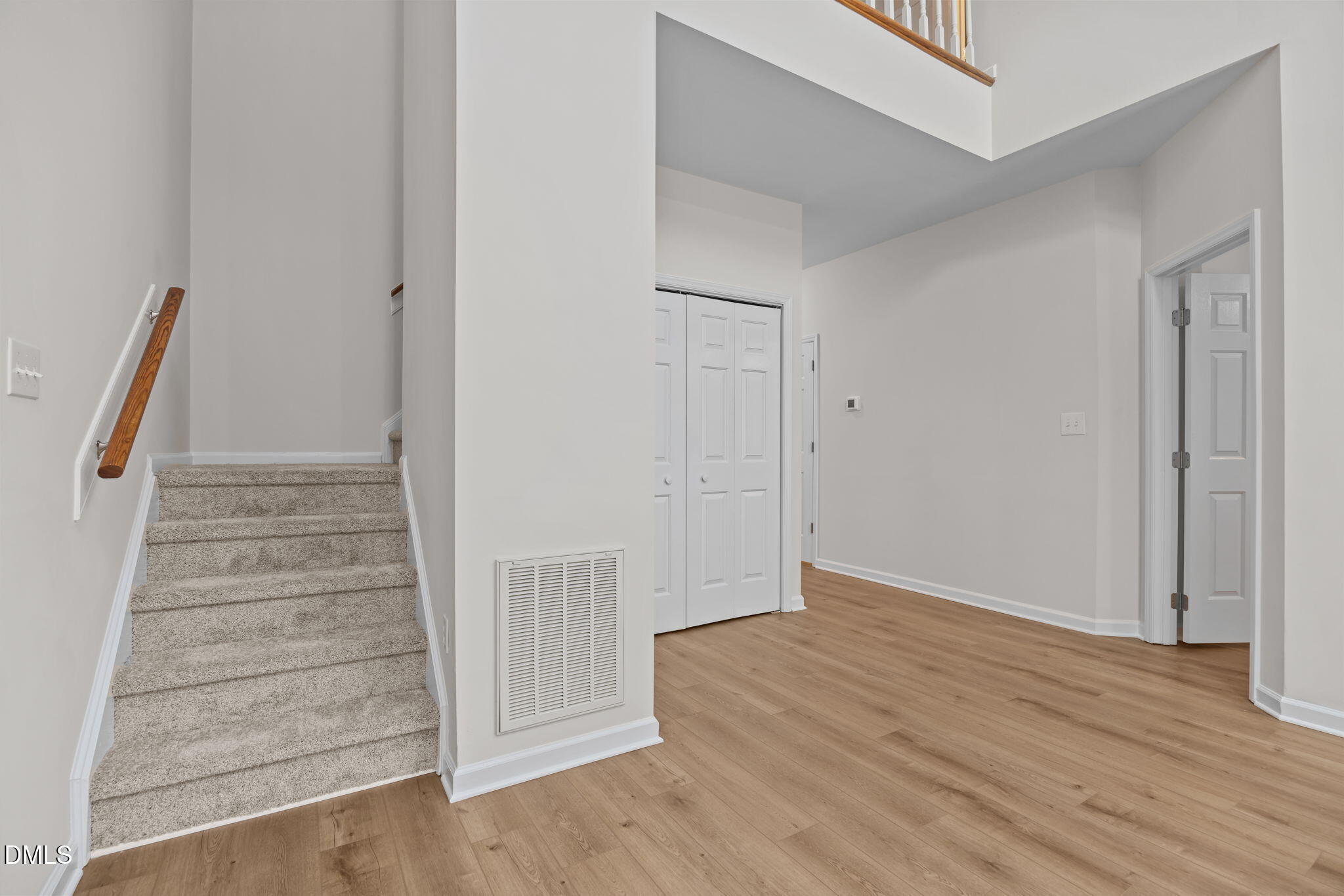 206 Riverwalk Circle