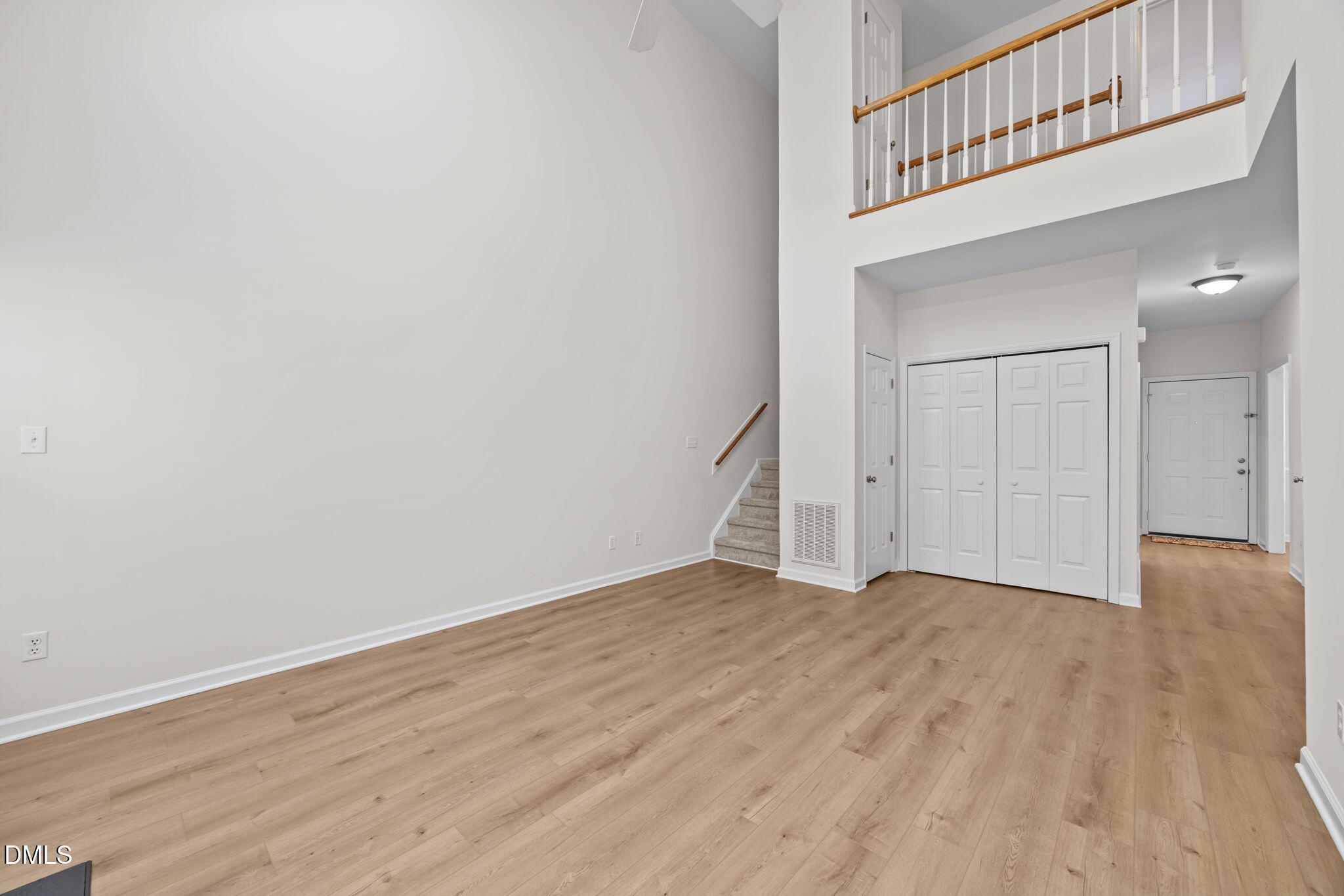 206 Riverwalk Circle