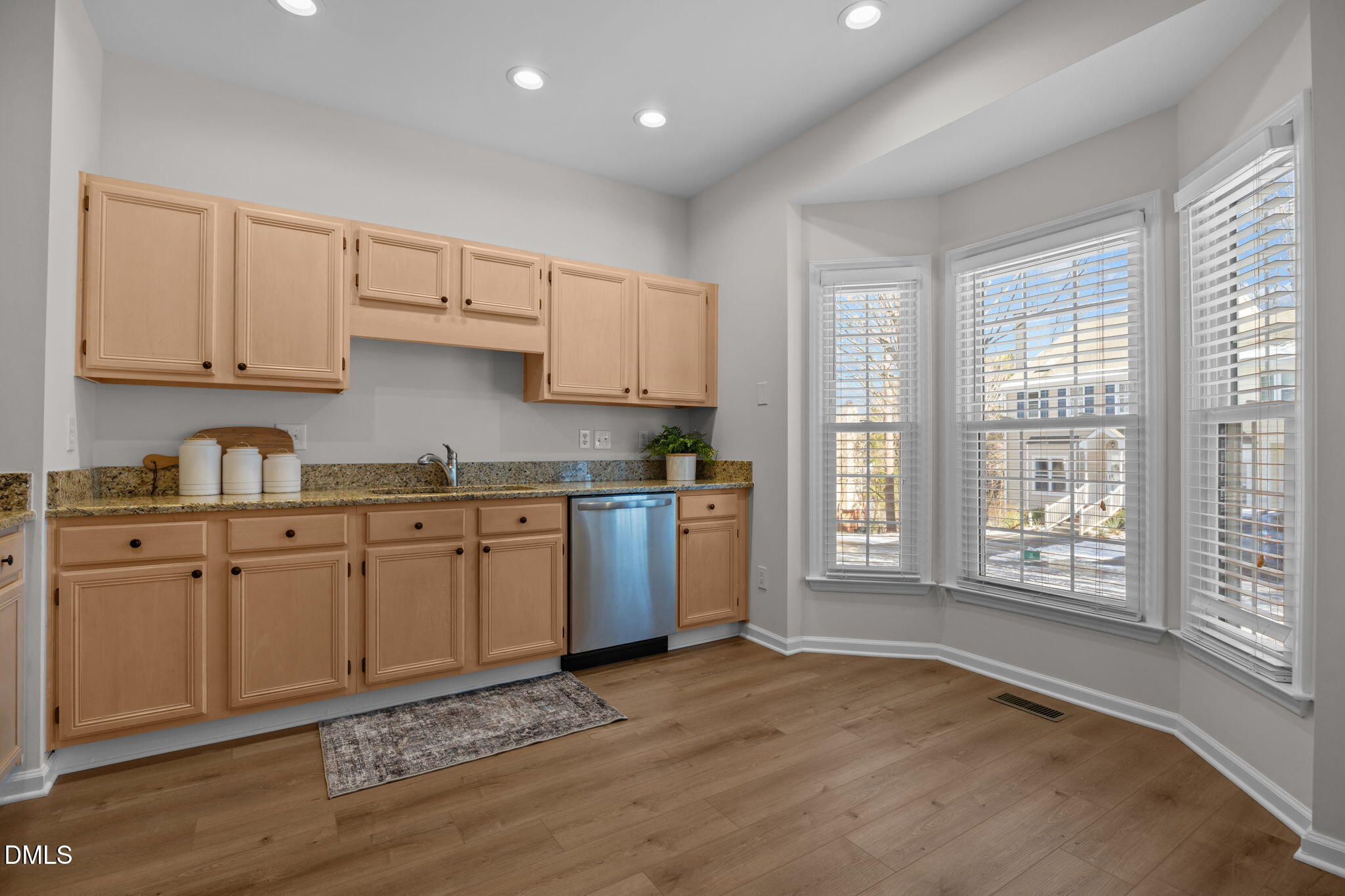 206 Riverwalk Circle