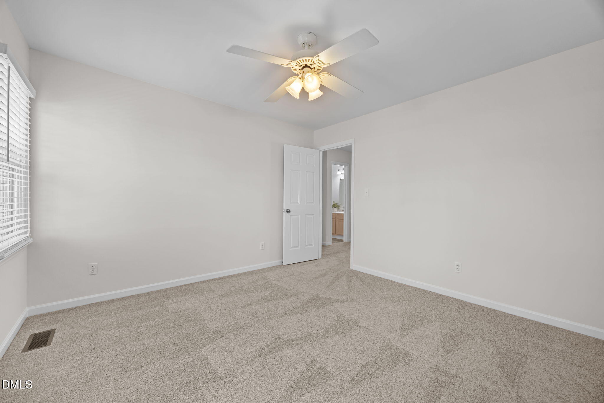 206 Riverwalk Circle