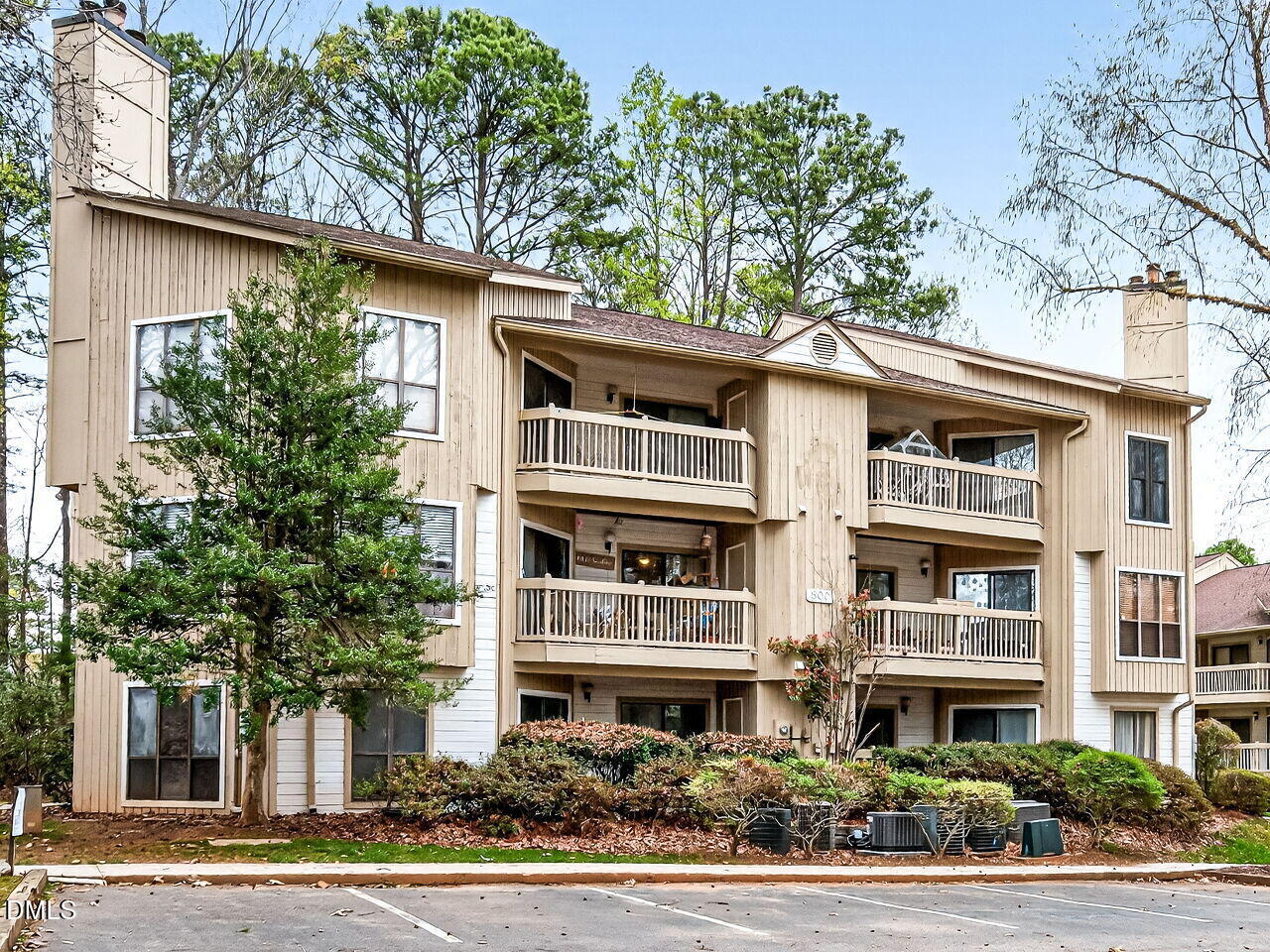 814 New Kent Place