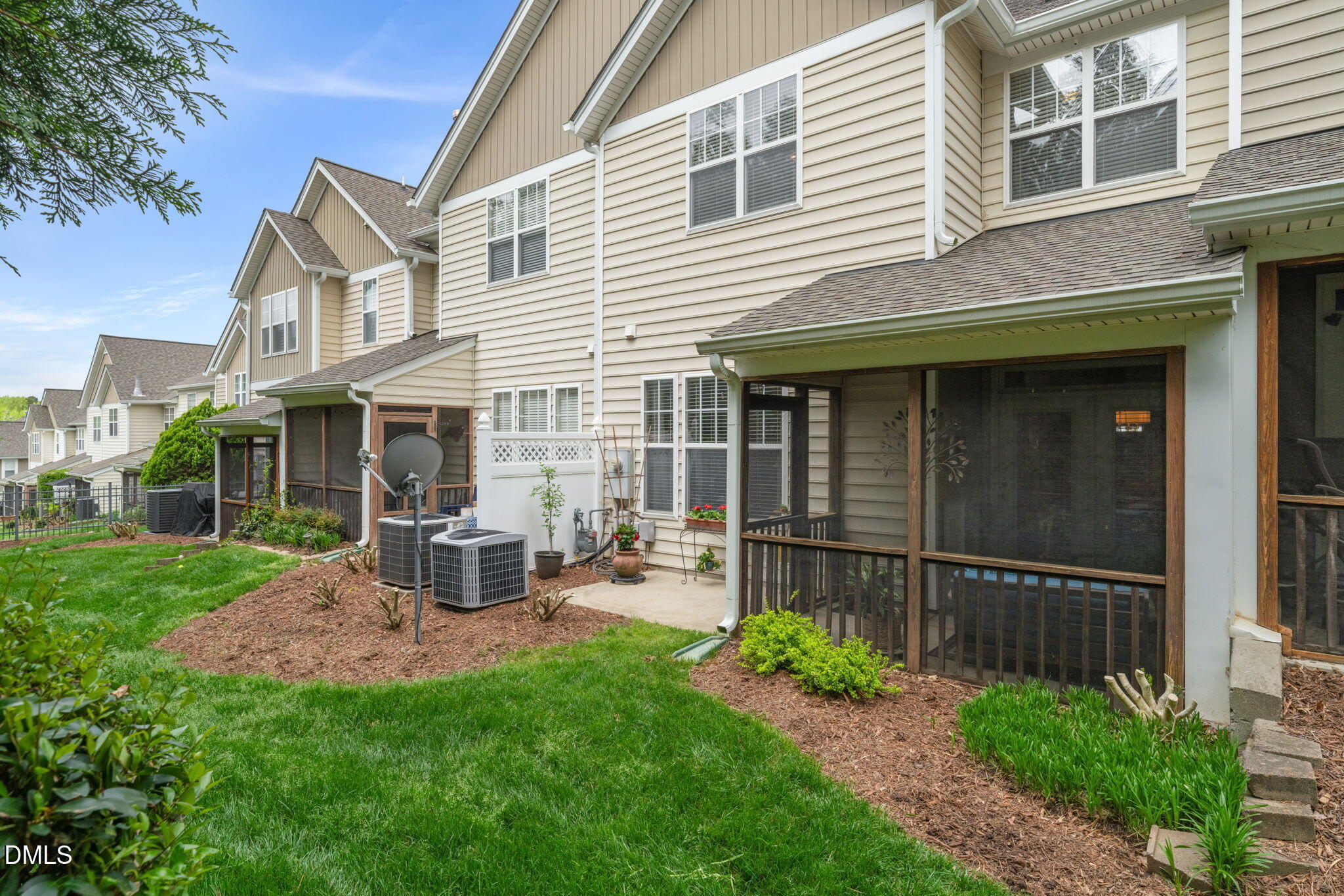 5938 Hourglass Court