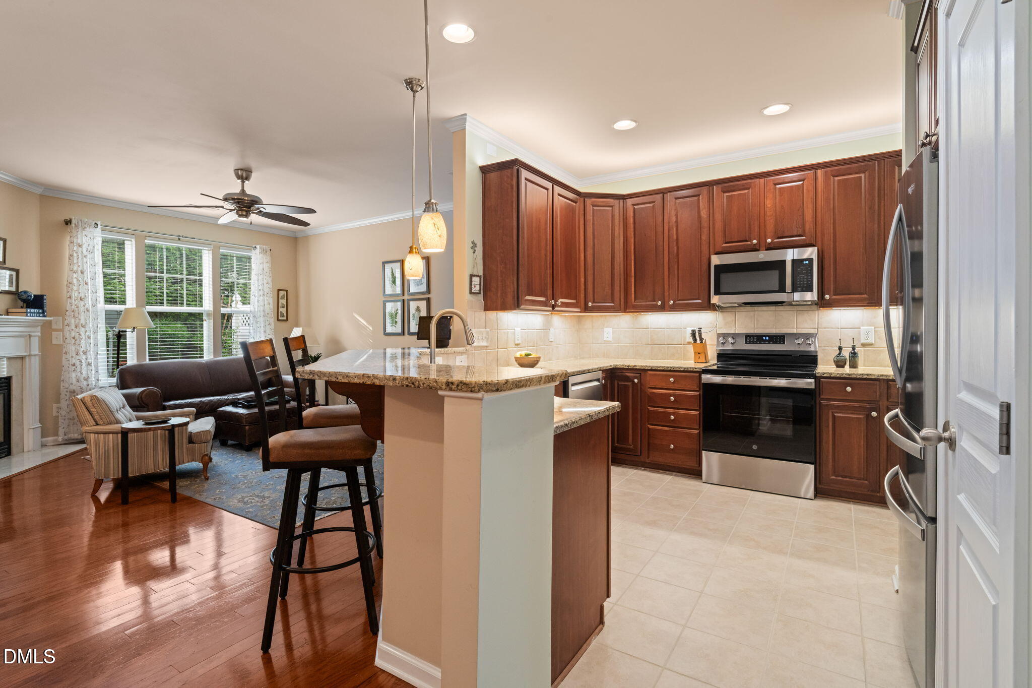 5938 Hourglass Court