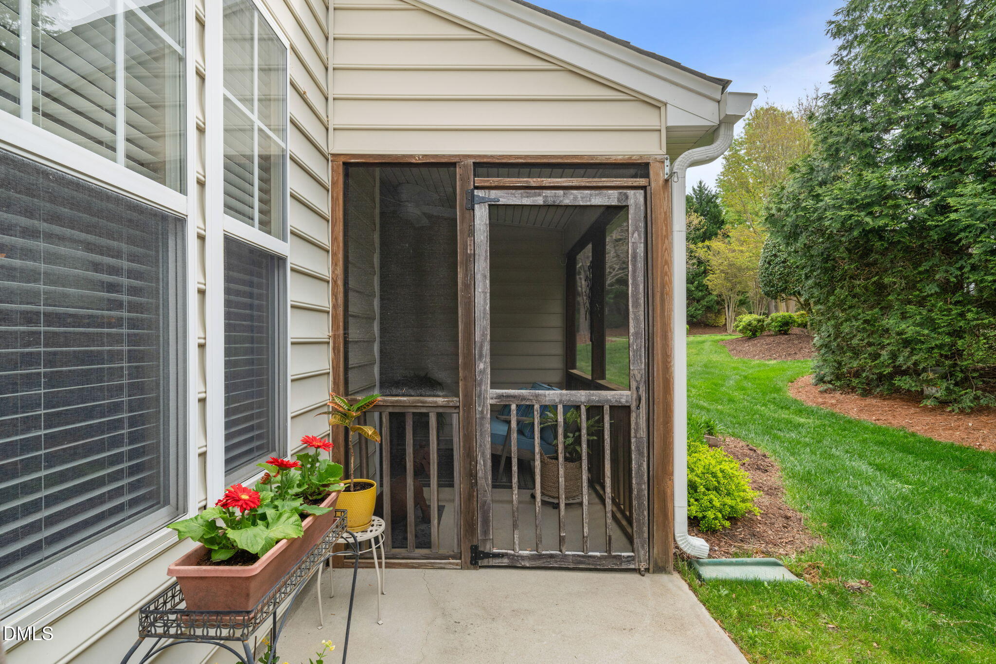 5938 Hourglass Court