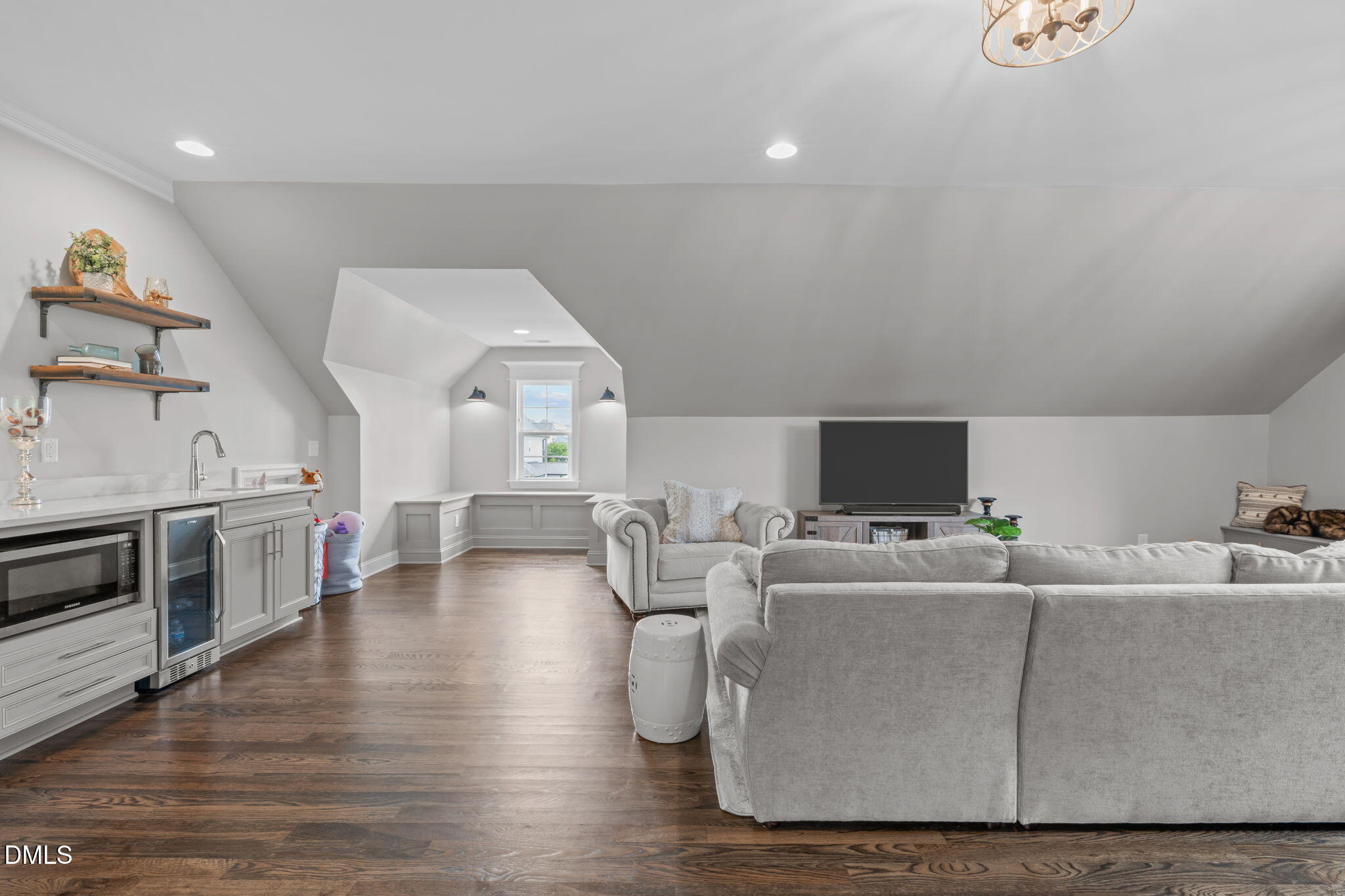 3118 Mantle Ridge Drive