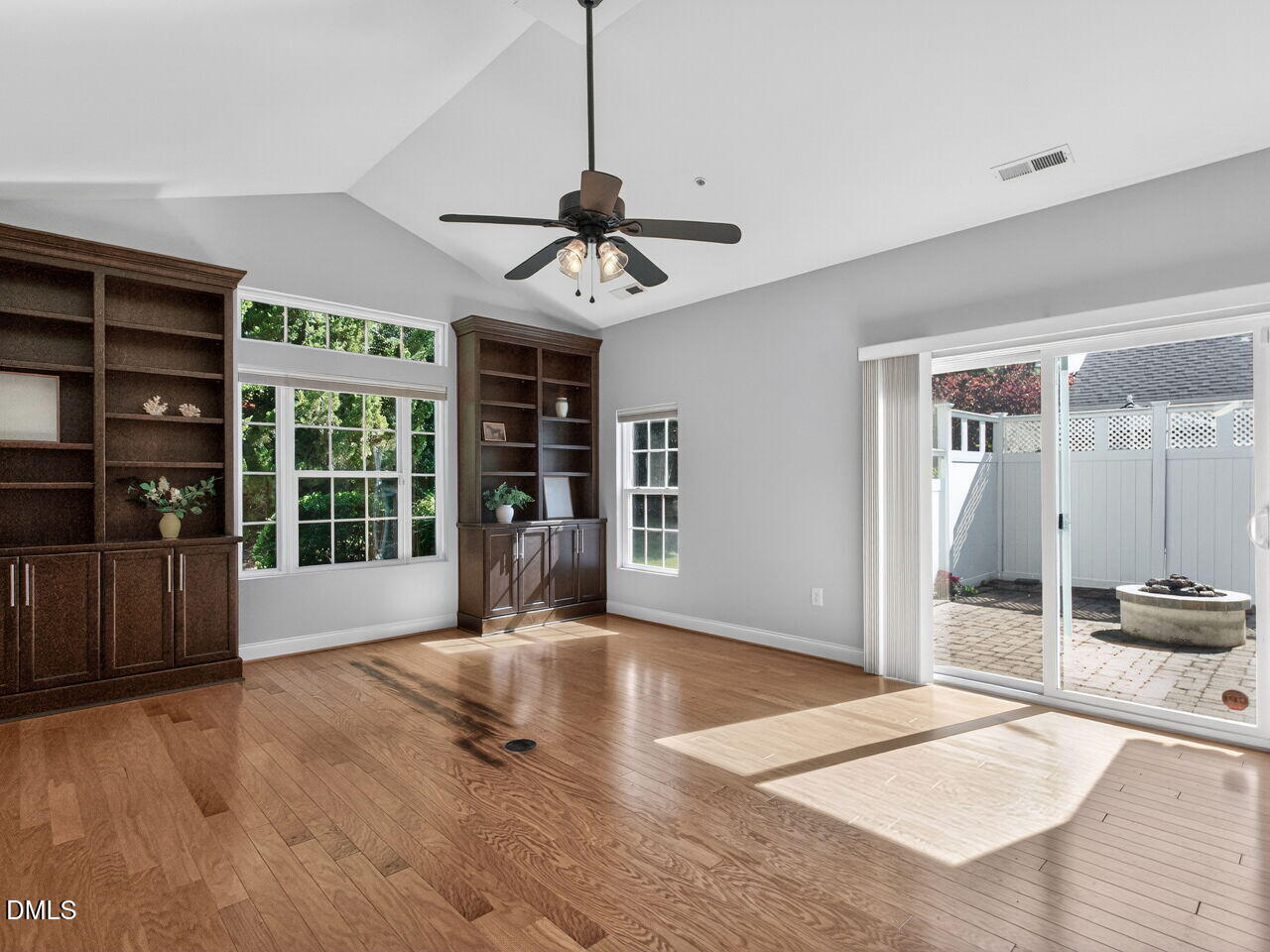 1497 Orchard Villas Avenue