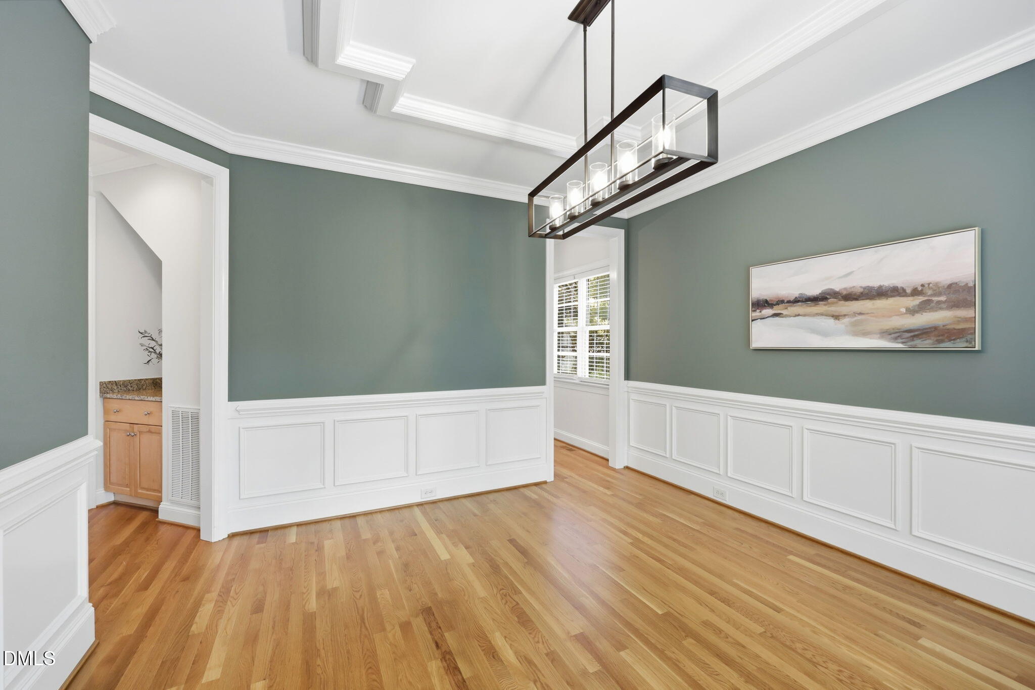215 Lansbrooke Lane