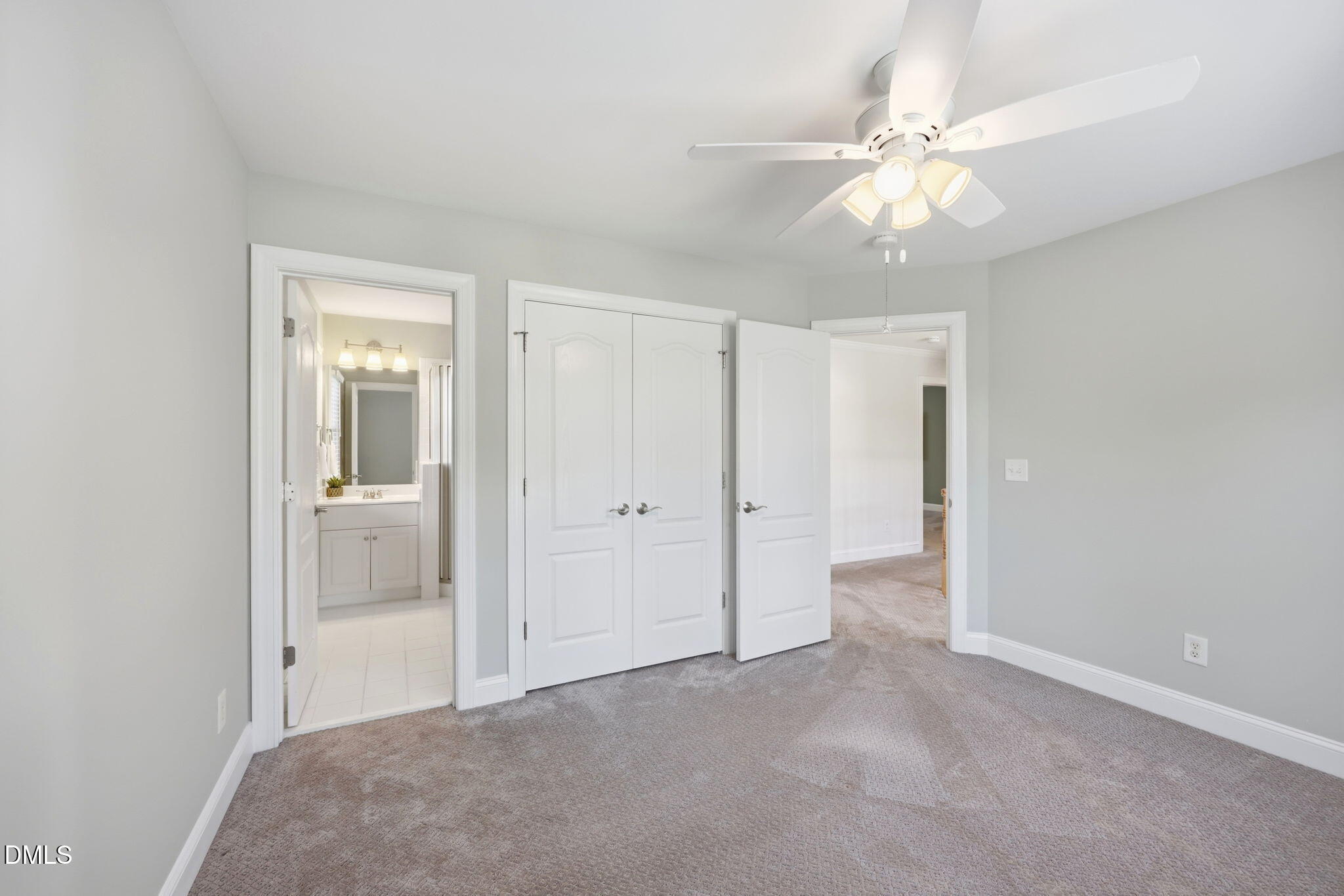 215 Lansbrooke Lane