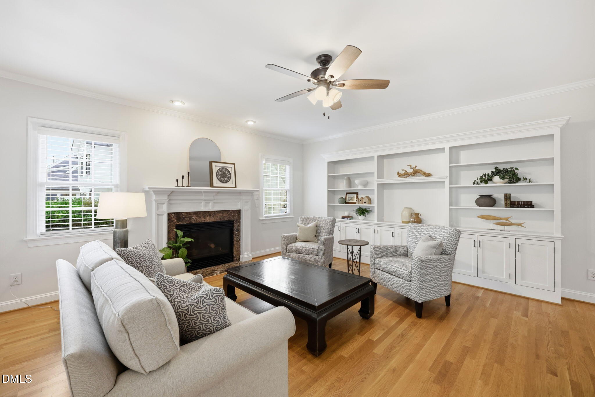 215 Lansbrooke Lane