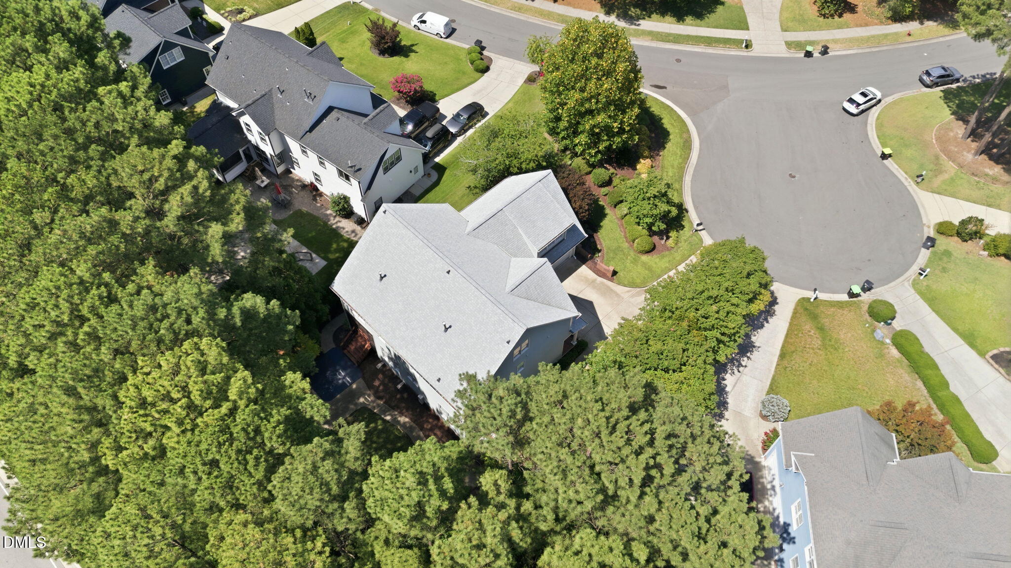 215 Lansbrooke Lane