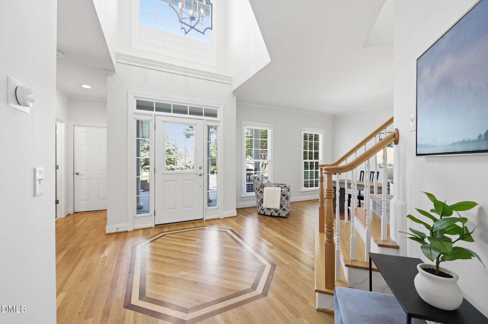215 Lansbrooke Lane