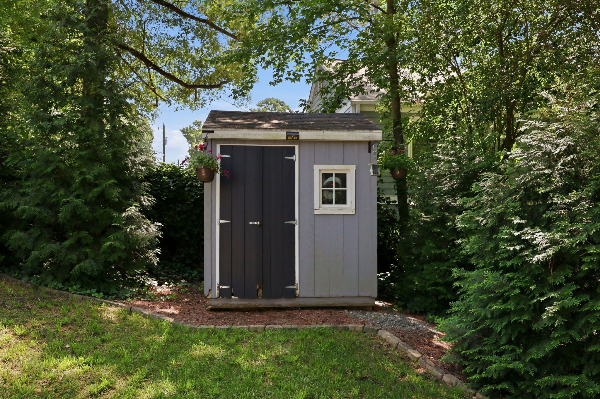 2803 Wayland Drive